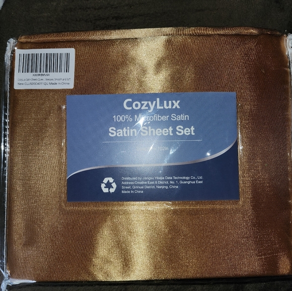 CozyLux satin sheet set - Picture 1 of 3